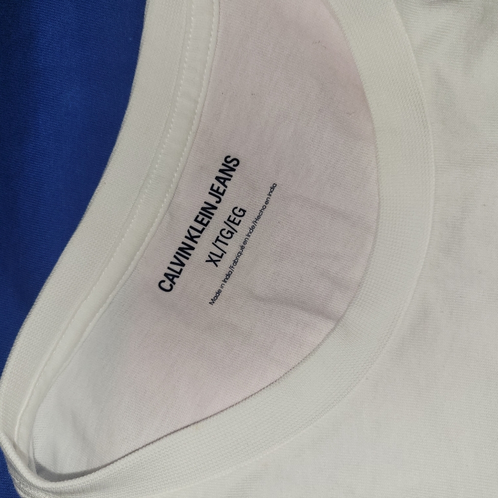 Calvin Klein Mens Tshirt - Picture 2 of 10